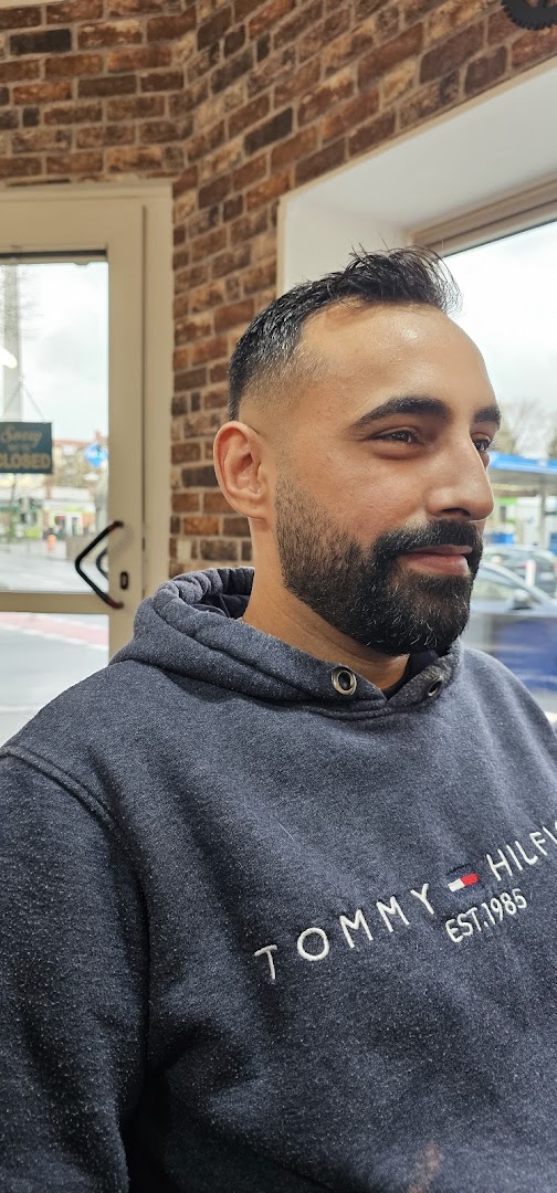 Skin Fade & Bart